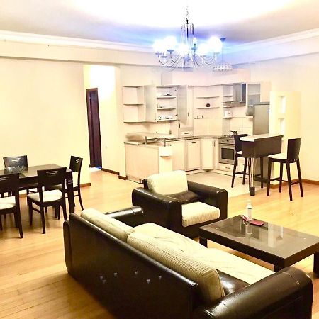 Mount Hood Apartments Ереван Экстерьер фото